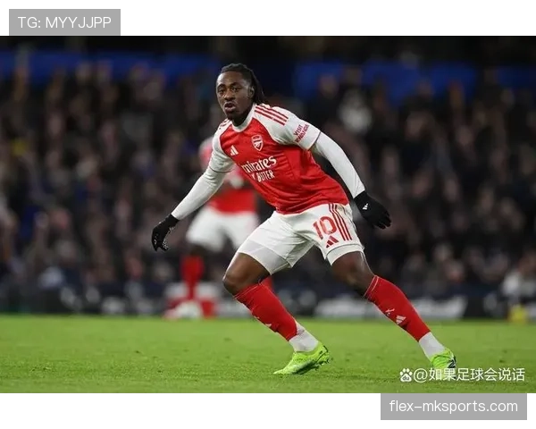 奥纳丘英超首秀表现稳健，成球队冲击欧战关键力量